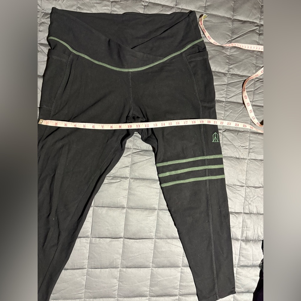 Coven Black Leggings with Green Stripes - Picture 5 of 9
